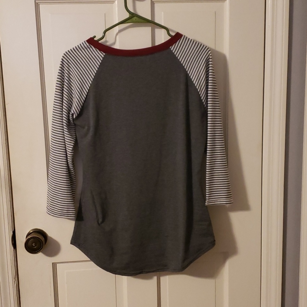 Holiday Top - Picture 3 of 4